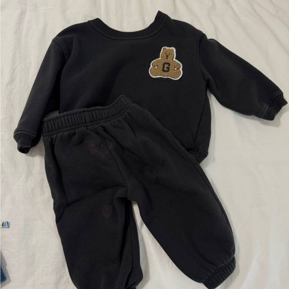 Baby Gap Black Kids Sweatshirt and Pants Set